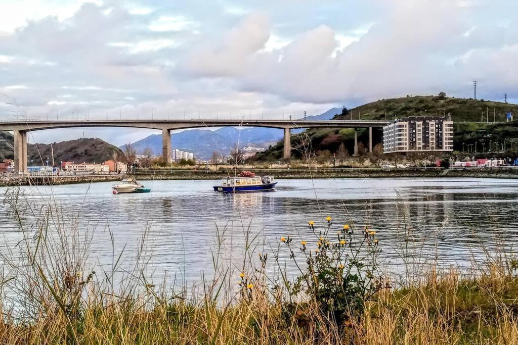 Riverside Barakaldo Exterior photo