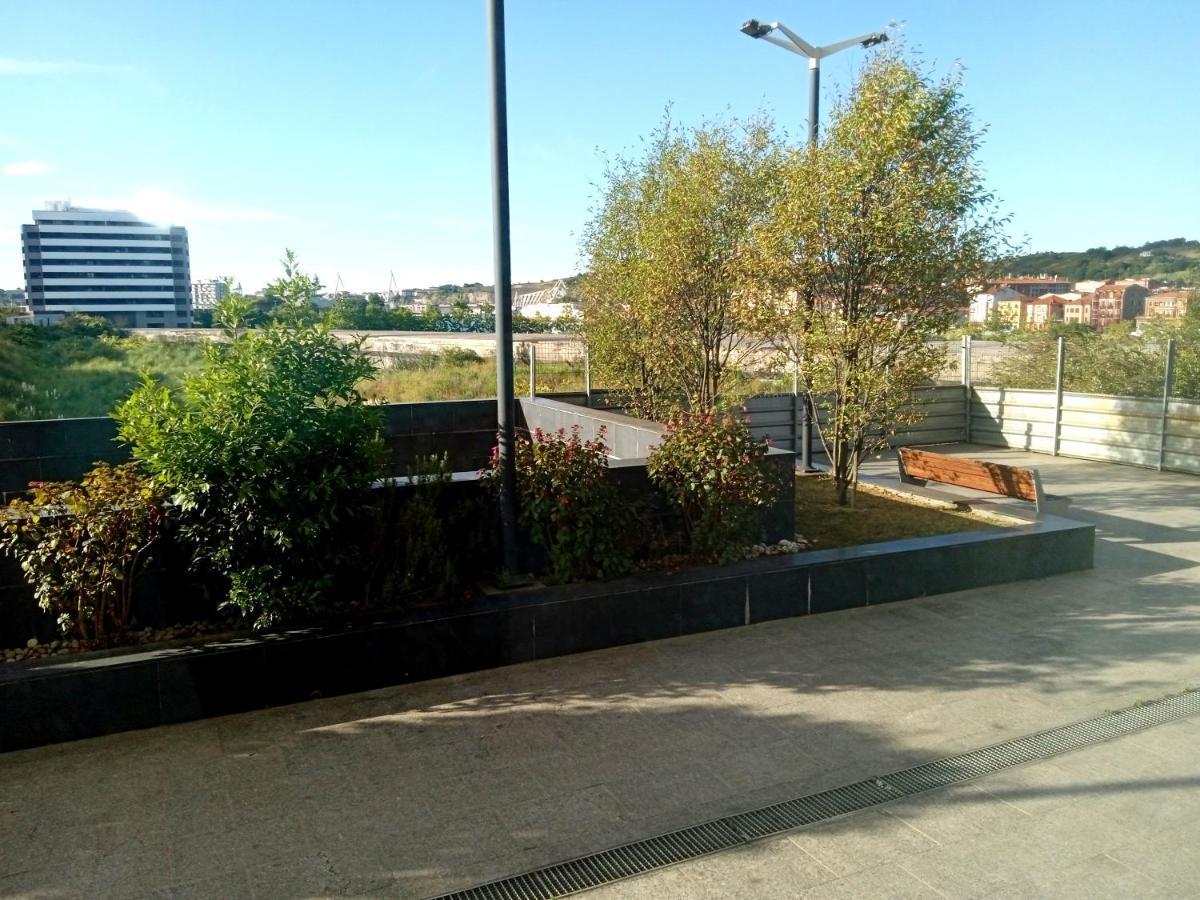 Riverside Barakaldo Exterior photo